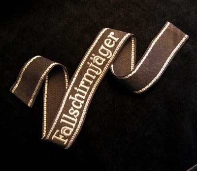 SS-FallschirmjÃger OR/NCO RZM Machine-Embroidered Cuff Title.