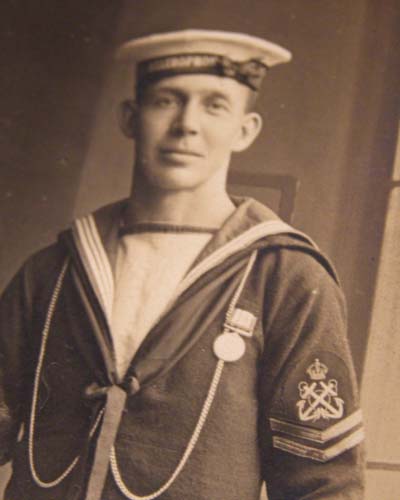 HMS Bellerophon Photograph. 1918.    