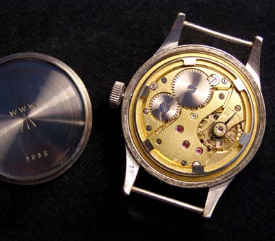 Dirty Dozen Watch | Lemania