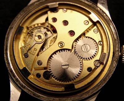 Dirty Dozen Watch | Lemania