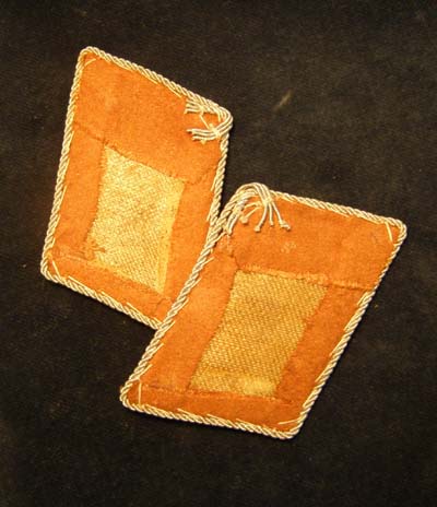 Luftwaffe Signal Oberleutnant collar patches - matched pair