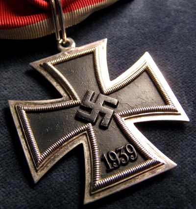 Knights Cross of the Iron Cross. By Klein & Quenzer.