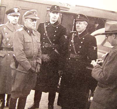 Germanische-SS - Uniforms Of The SS.