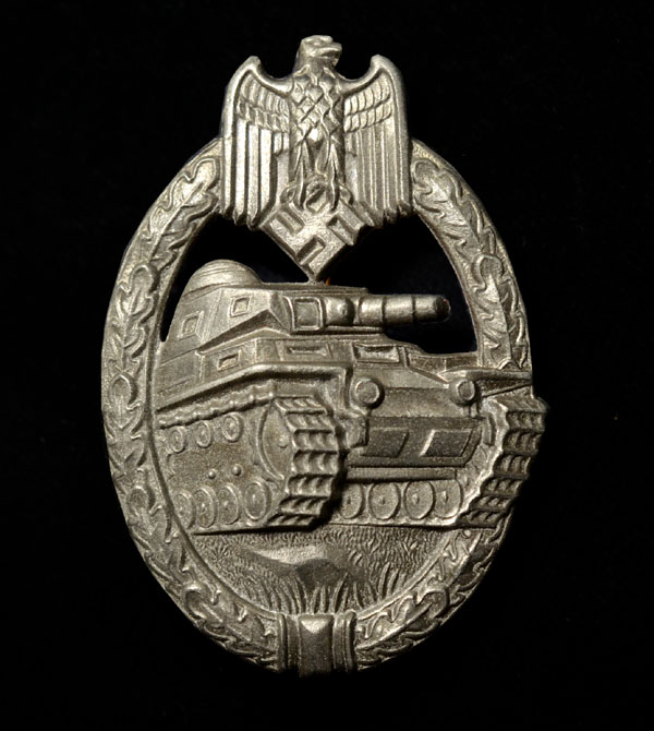 Tank Assault Badge in Silver 