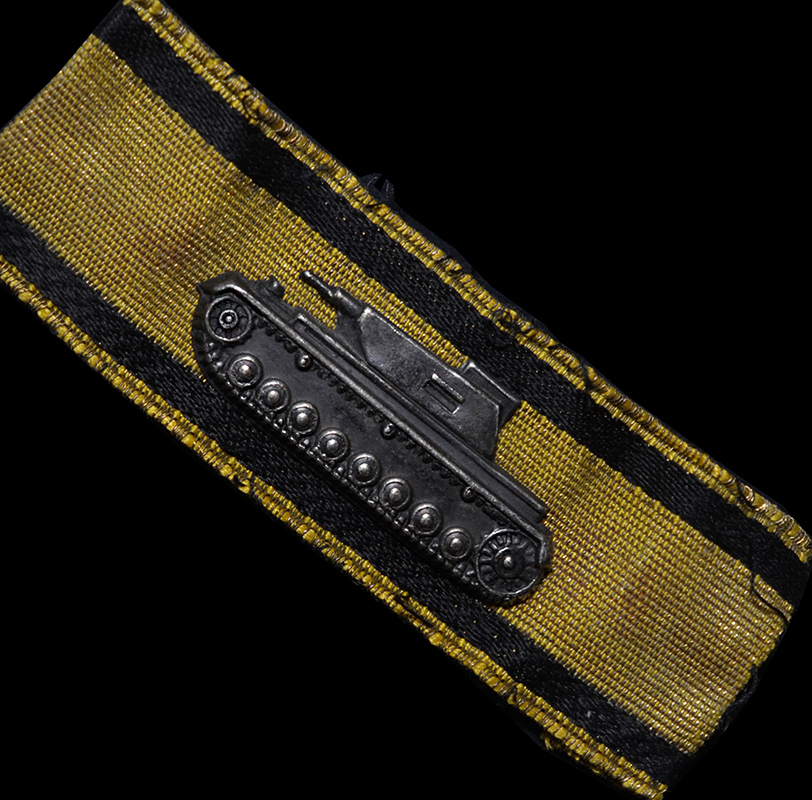  Gold Tank Destruction Badge