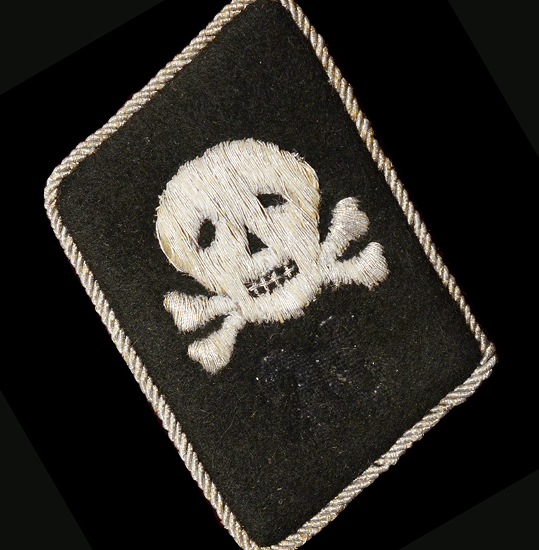 SS-Totenkopfverbande Officer Pirate Skull Collar Patch | Ghost '26' | Rare