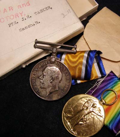 W.W.I Manchester Regiment Pair With Boxes | Killed In Action Arras