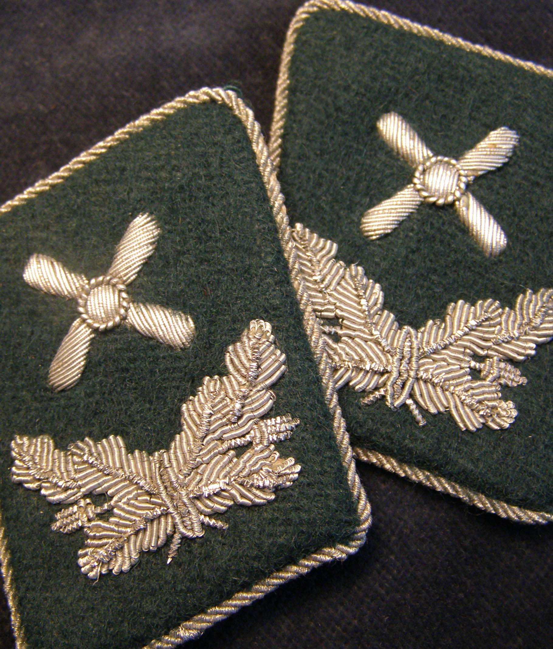 Luftwaffe Navigation Corps - Hauptnautiker - Matched Pair Collar Patches
