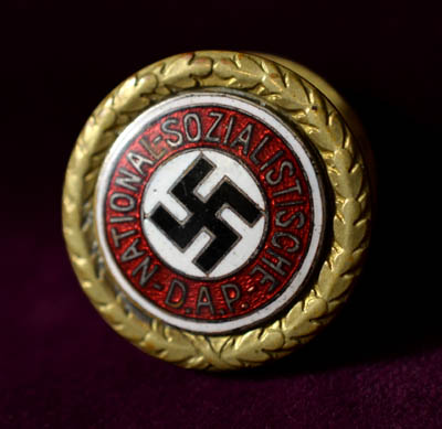 SS-Obergruppenfuhrer & Gauleiter Hildebrandt | Golden Party Badge | 25mm | Family Provenance.