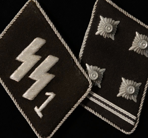SS-VT 'Deutschland' Number '1' Officer Collar Patches.