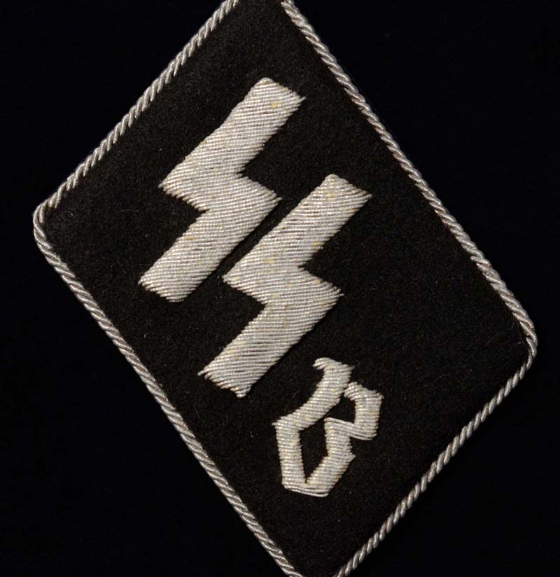 SS-VT Junkerschule 'Braunschweig' Officer collar Patch.