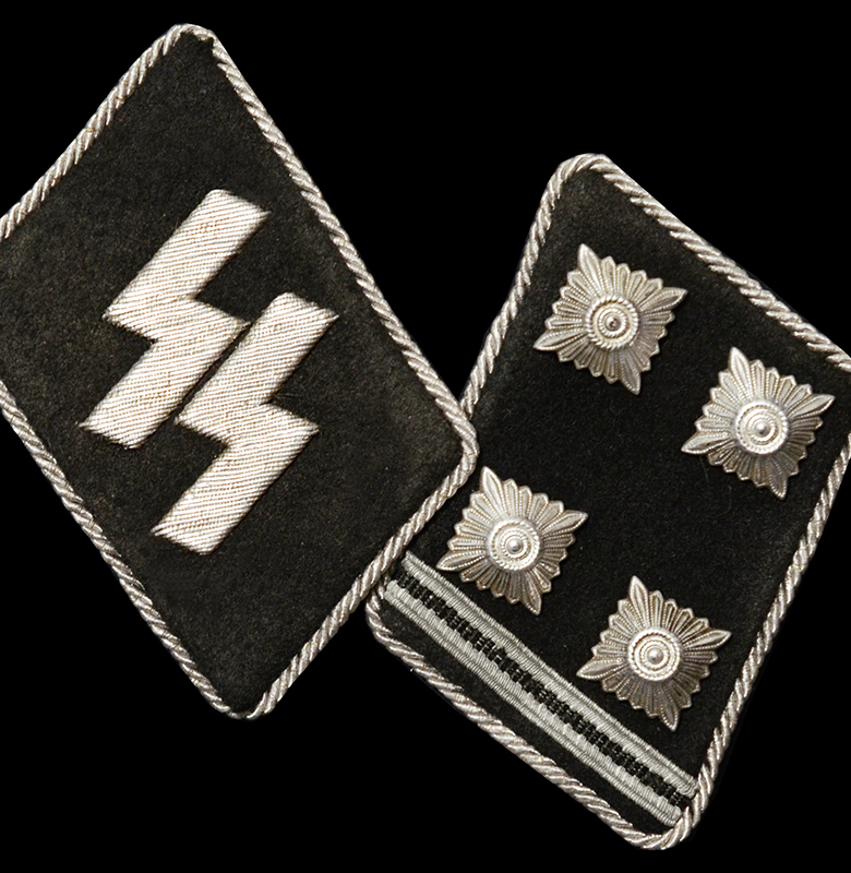 SS Officer Runic Collar Patches | Matched Pair | Rare Rank