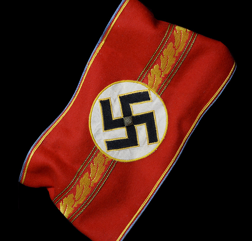 NSDAP Armband | Ortsgruppenleiter | 1939-1945 | Stunning