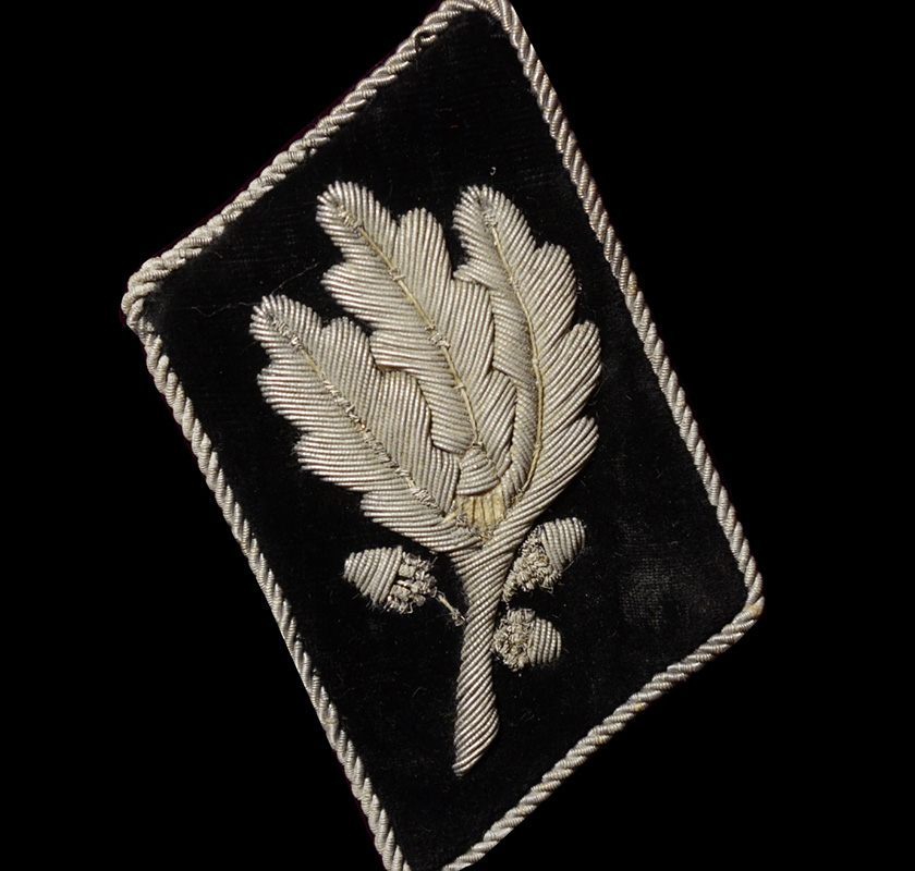 SS-Gruppenfuhrer Collar patch | Pre-1942