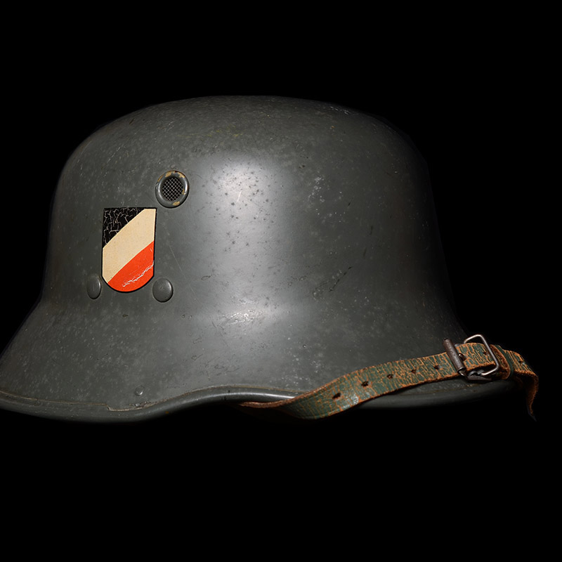 German Heer Erel Lightweight Fibre Helmet | Double-Decal | Near Mint