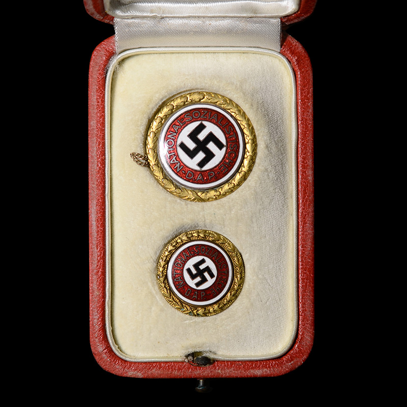 Cased Presentation Set Of Golden Party Badges